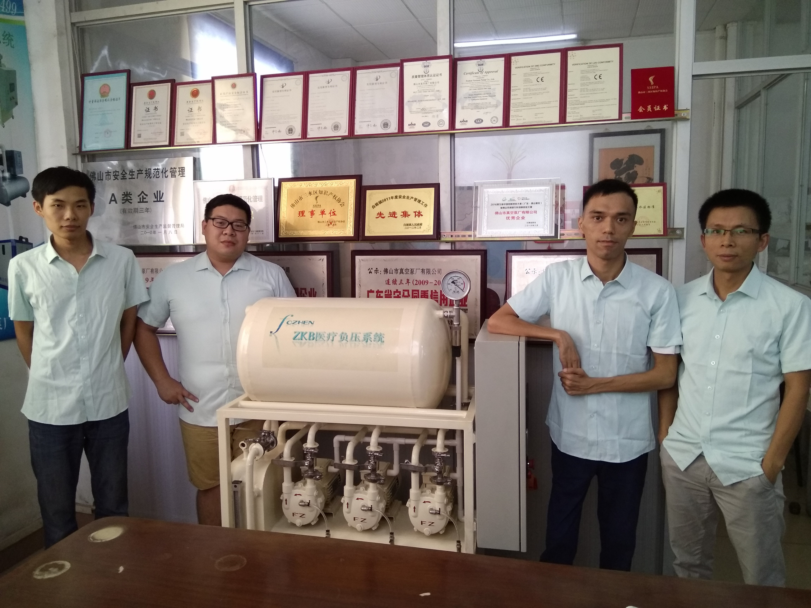 “佛真”真空系統研發技術團隊